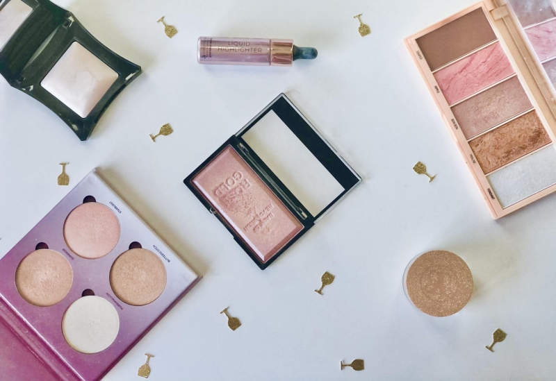 My Favourite Highlighters For The Ultimate Festive Glow. | Blogmas