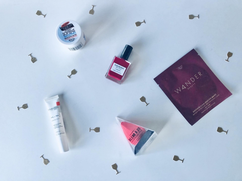 Unboxing the 'Best Time of the Year' December Glossybox. | Blogmas